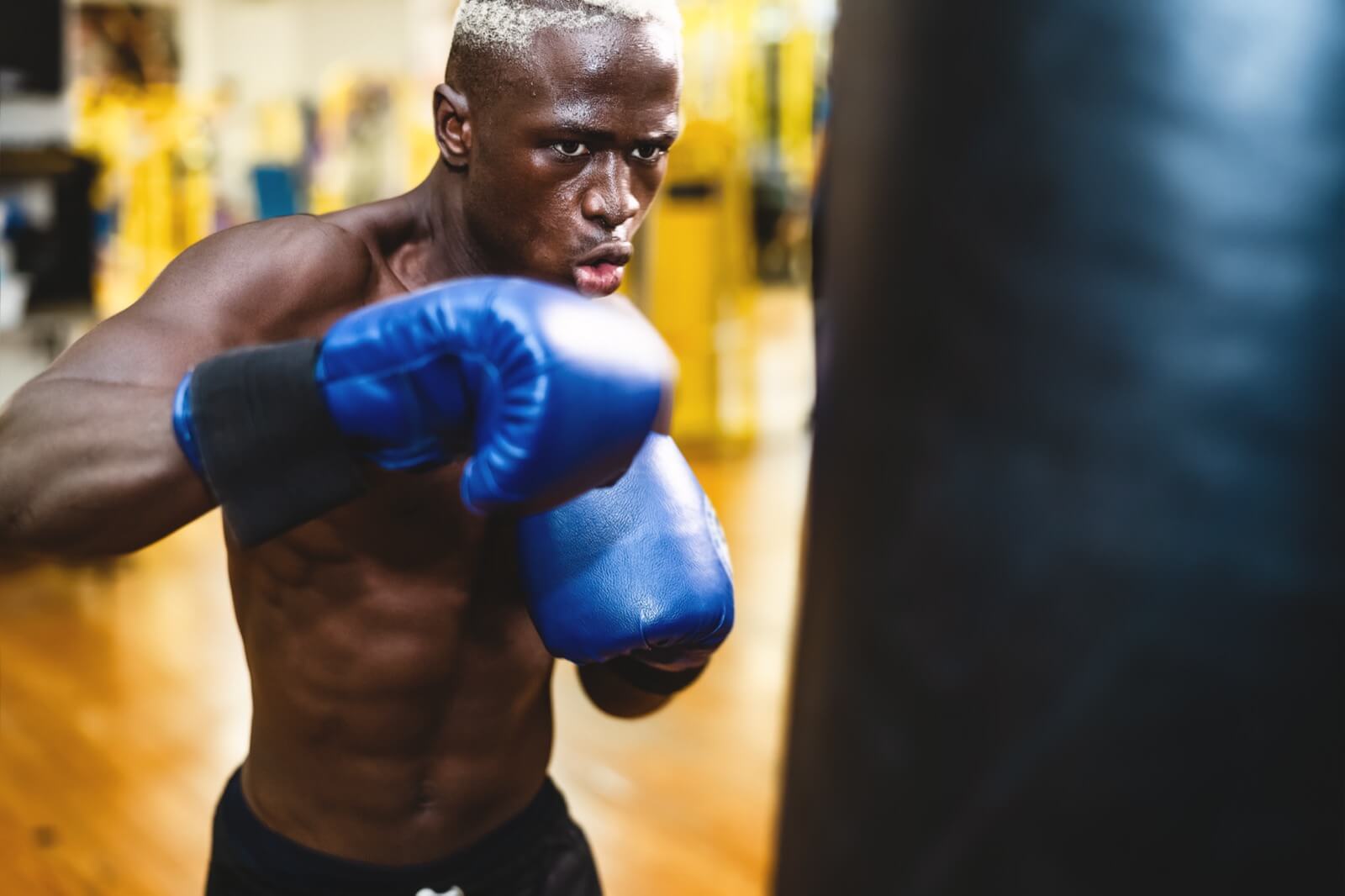 Entrenamiento de boxeador hombre